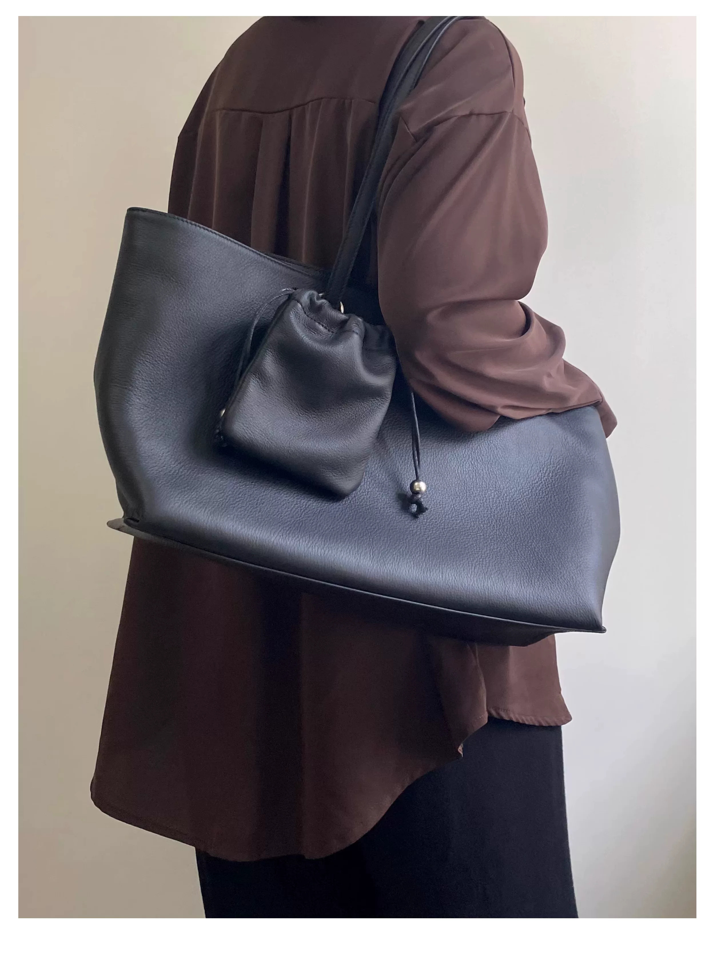 斜め掛けバッグ クーリエバッグ 肩掛 けカジュアル レディース パッチワーク ファー ボア 通勤 ミニトート キャメル