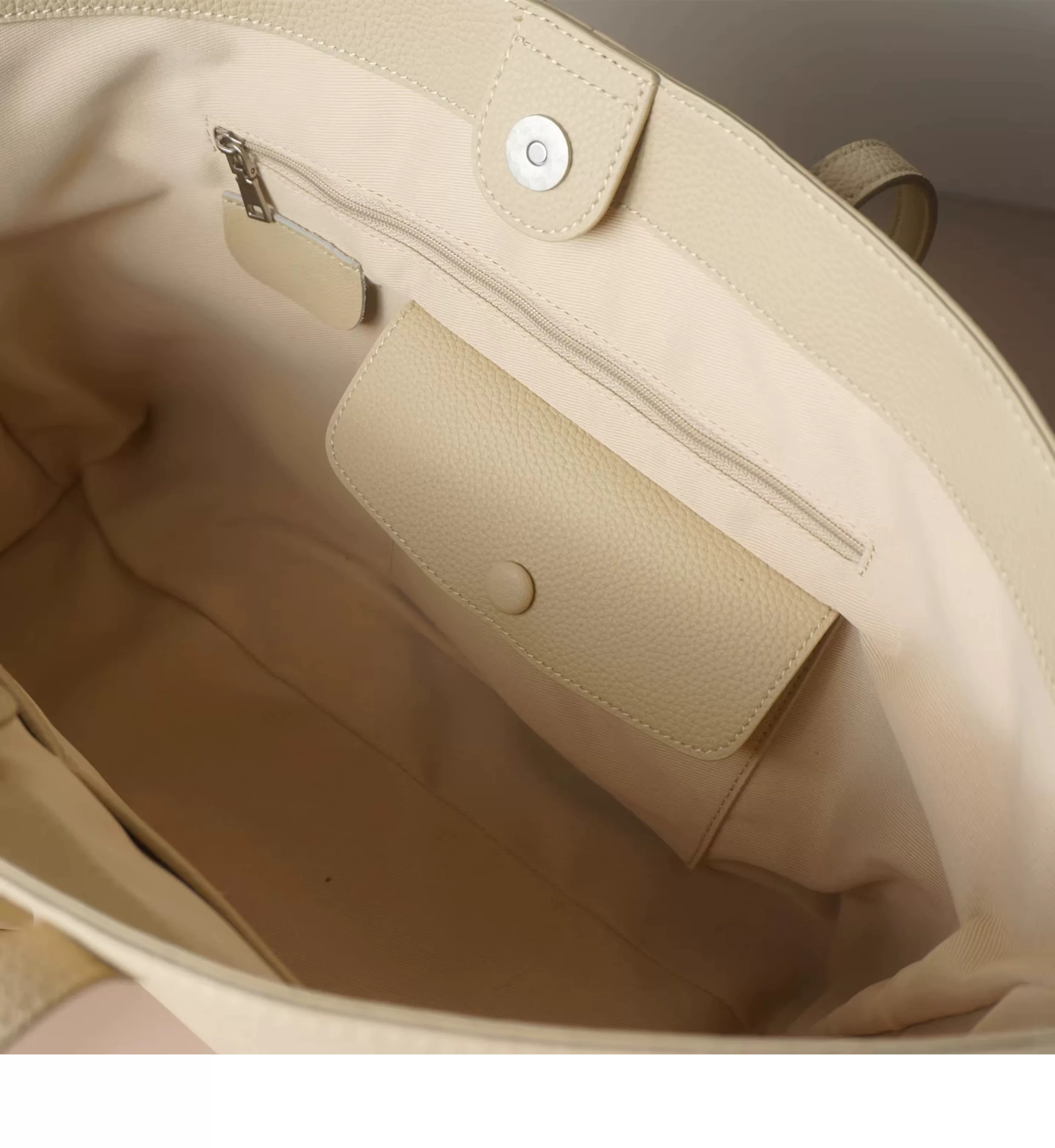 斜め掛けバッグ クーリエバッグ 肩掛 けカジュアル レディース パッチワーク ファー ボア 通勤 ミニトート キャメル