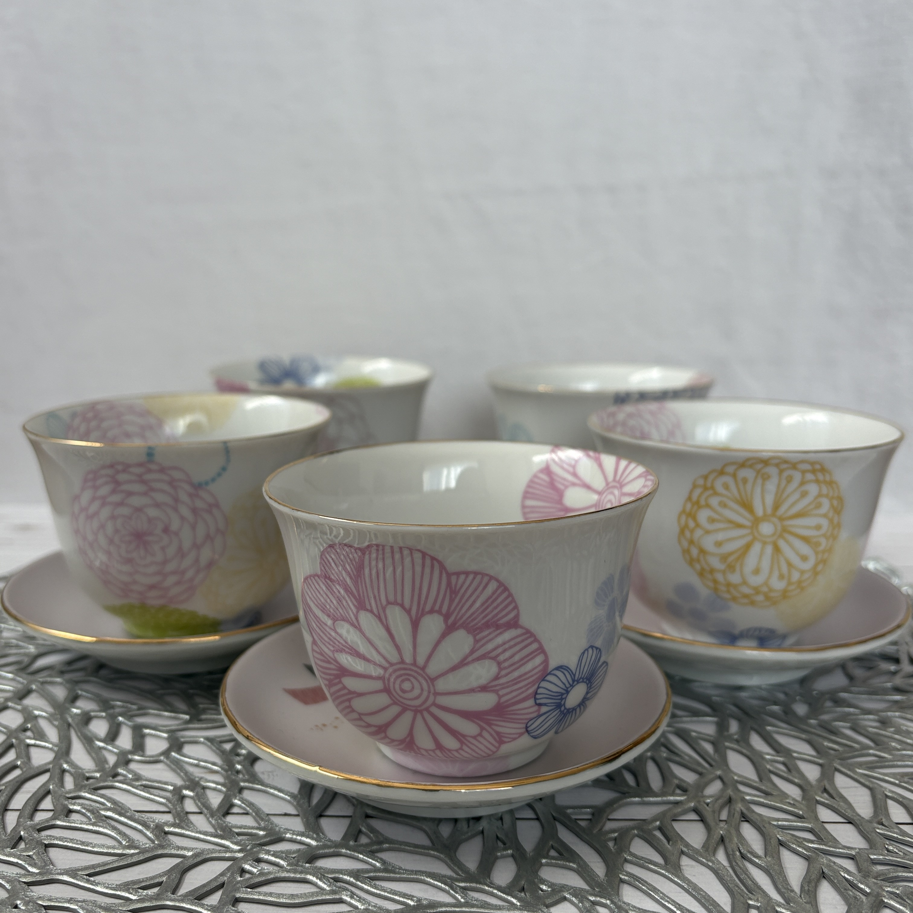 花ひらく季節に　和柄湯のみ５客セット（茶托付き）