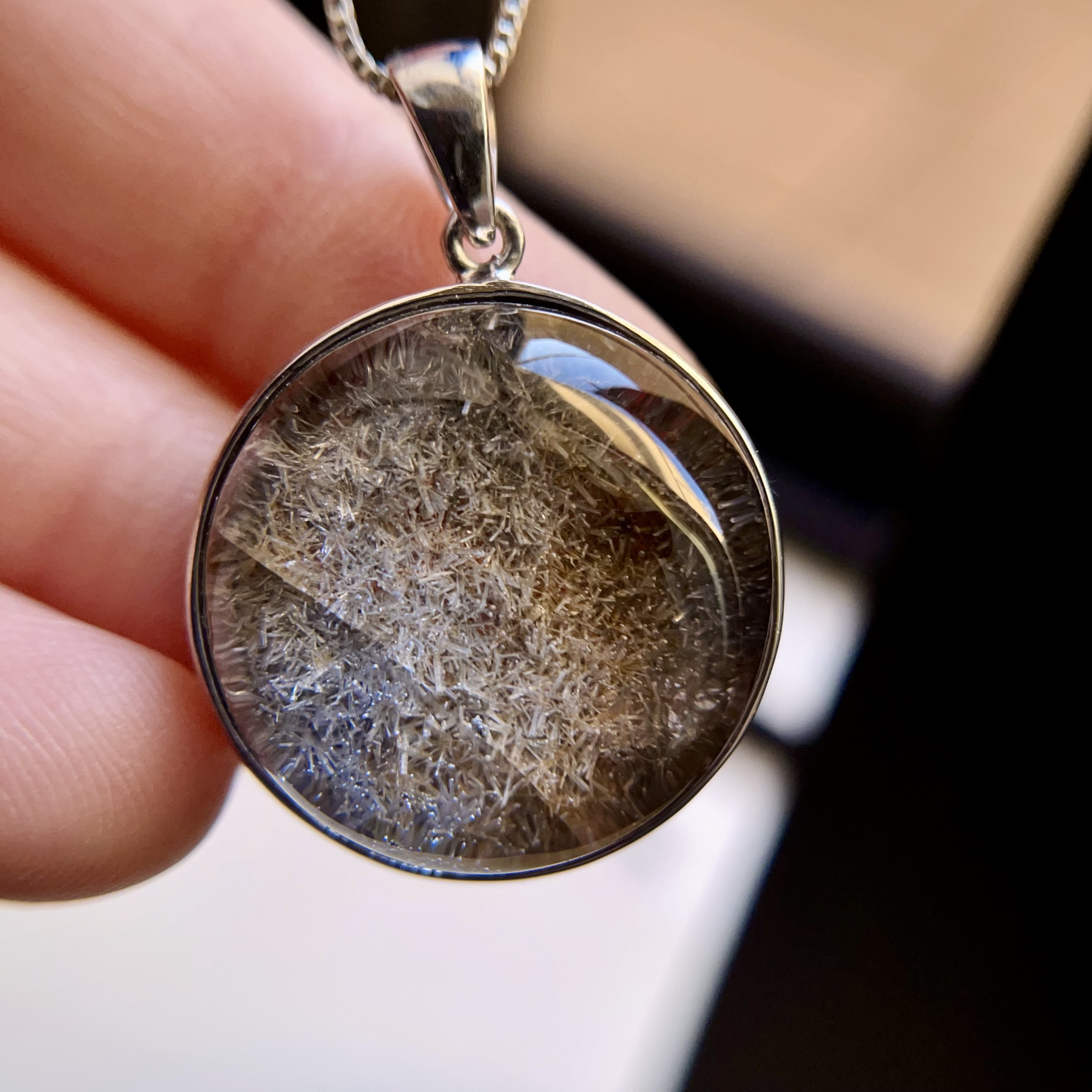 天然無処理　 美しい　バイカラー　デュモルチェライト ペンダント　No1588