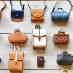 ポケットティッシュケース付きファスナーポーチ choucho×tambourine