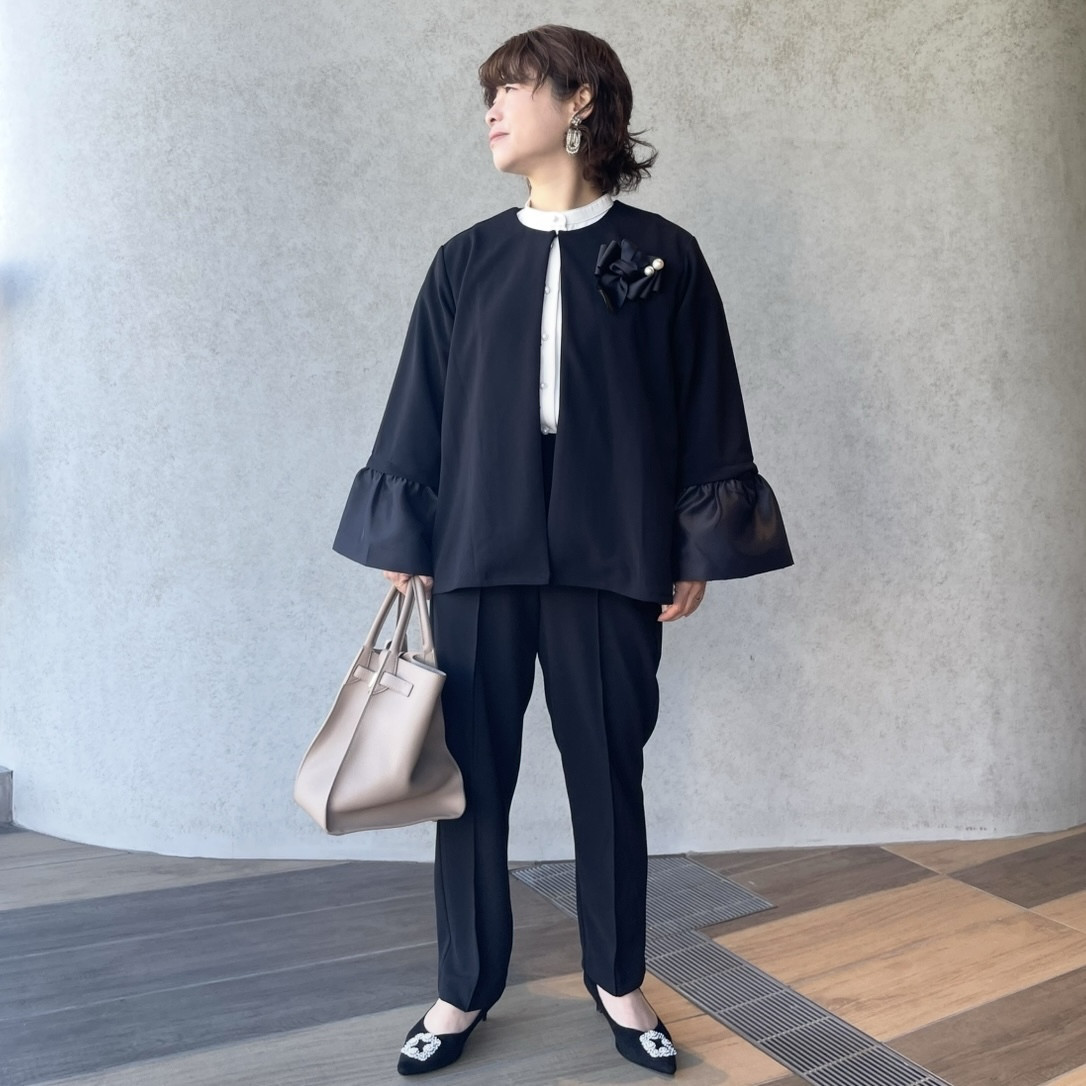 set【小柄S】2way 上品ジャケット＆美脚ストレッチパンツスーツ 黒■フォーマル 卒業 KMC-783 990475