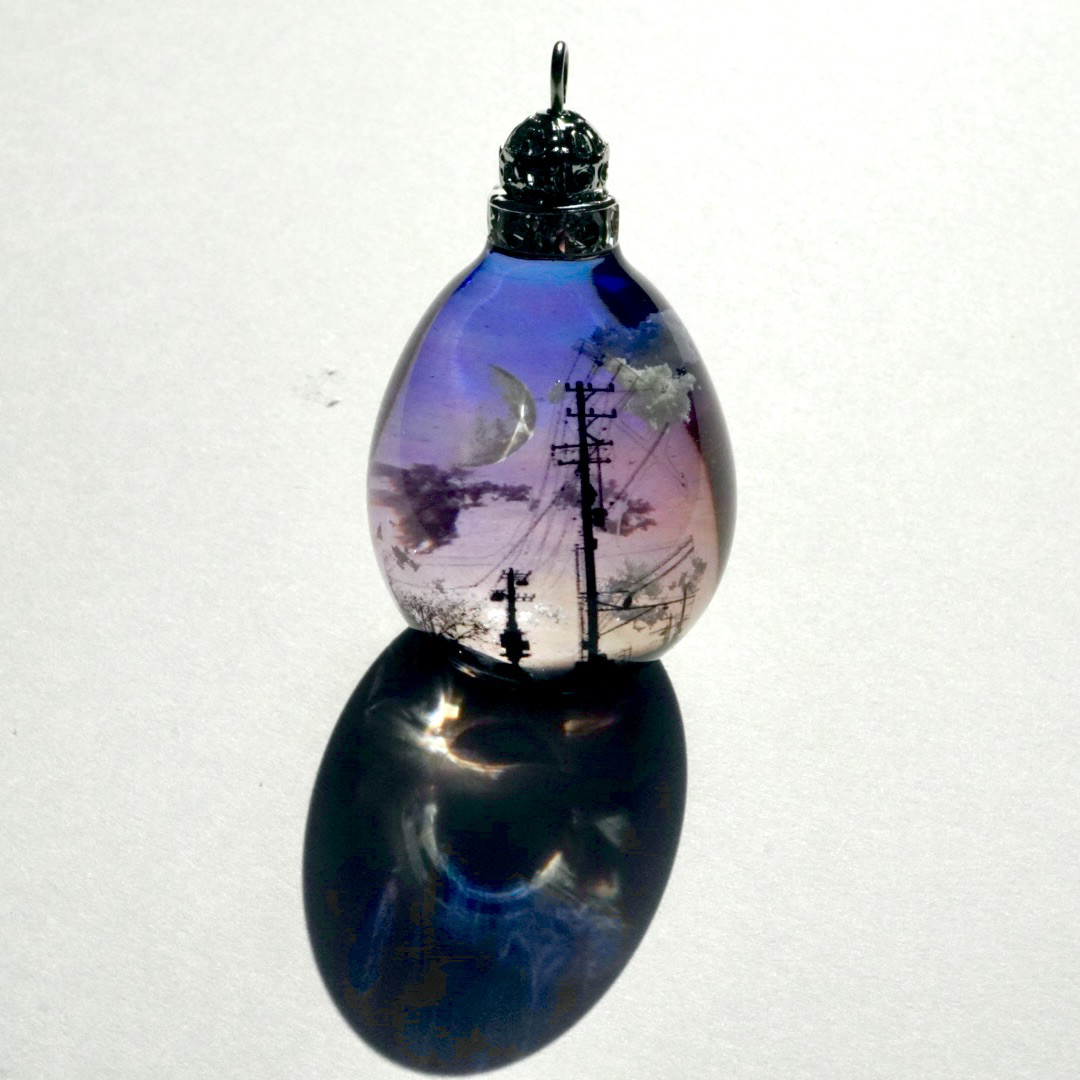 【オリジナル背景･電柱】雲レジン　私が見てきた景色　夕暮れ　空たまご  オススメ紐ペンダン