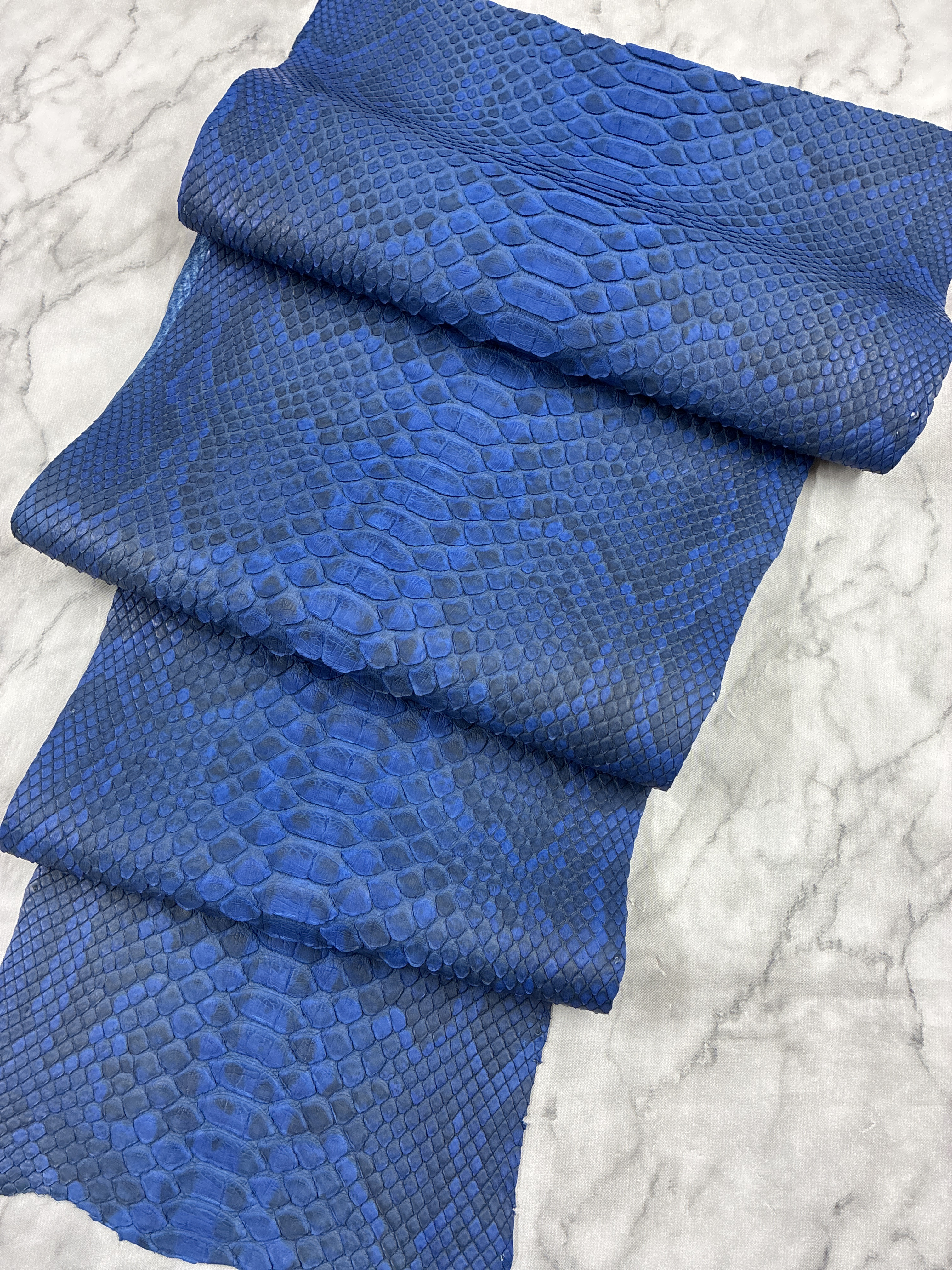 パイソン ヘビ革 ブルー×マット 167cm_P294