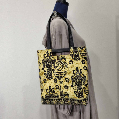 藤井風さん着用 インドネシアバティックスペイン/A4ショルダートート