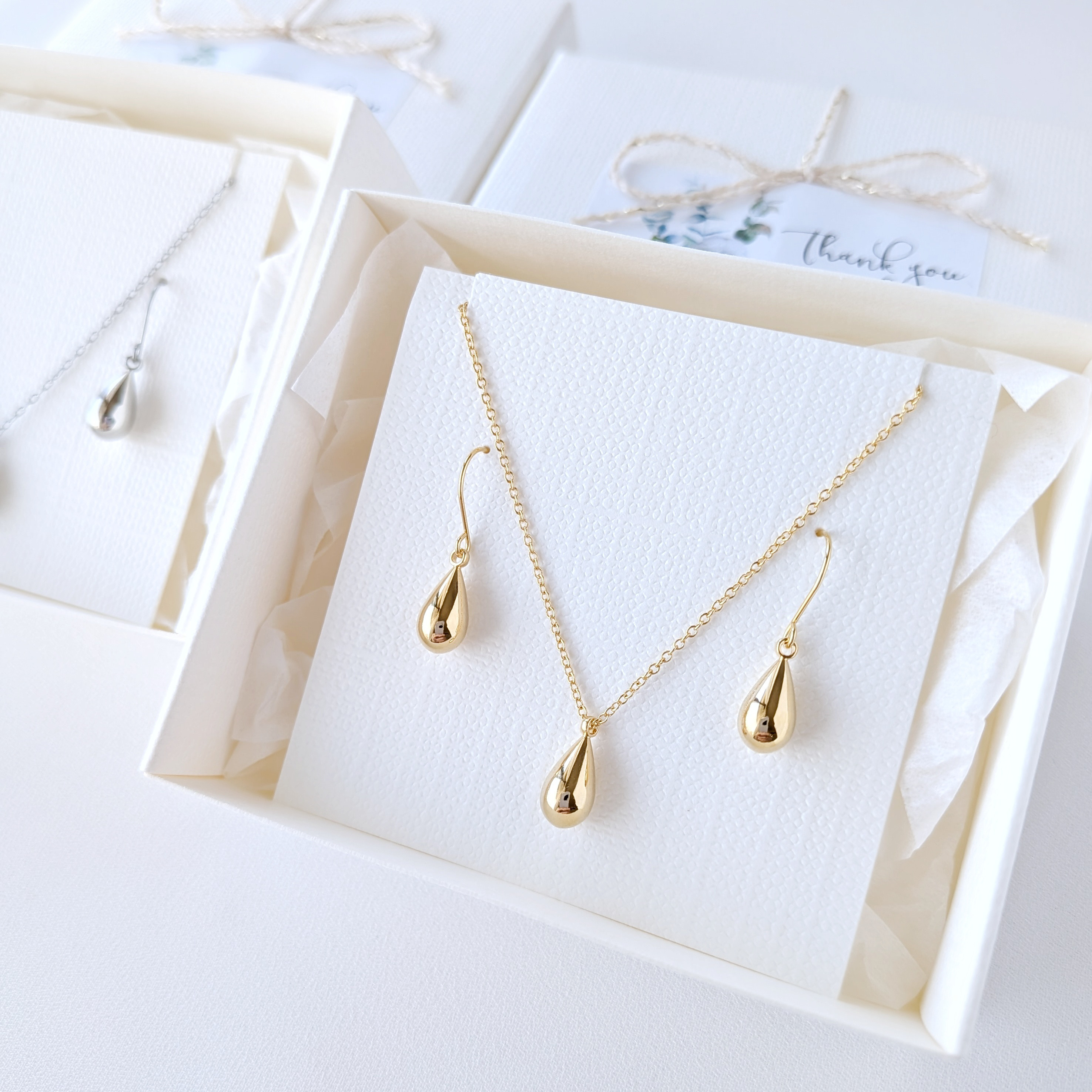 ＊2点セット＊メタリックドロップのピアス/イヤリング＆ネックレス