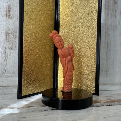 アウトレット処分品】土佐産 モモイロサンゴ 支那美人 彫刻 宝石珊瑚