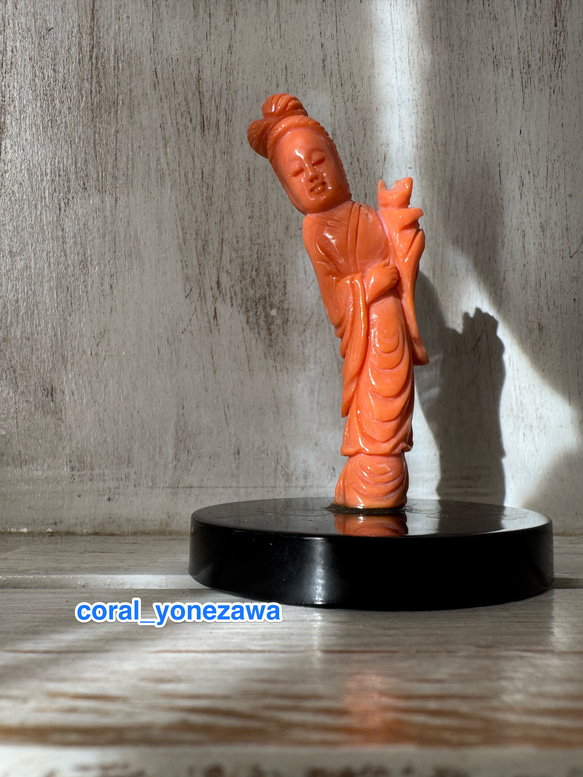 アウトレット処分品】土佐産 モモイロサンゴ 支那美人 彫刻 宝石珊瑚