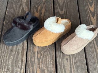 2025新作ムートンブーツサボ風BG、BL　CA 4,779円