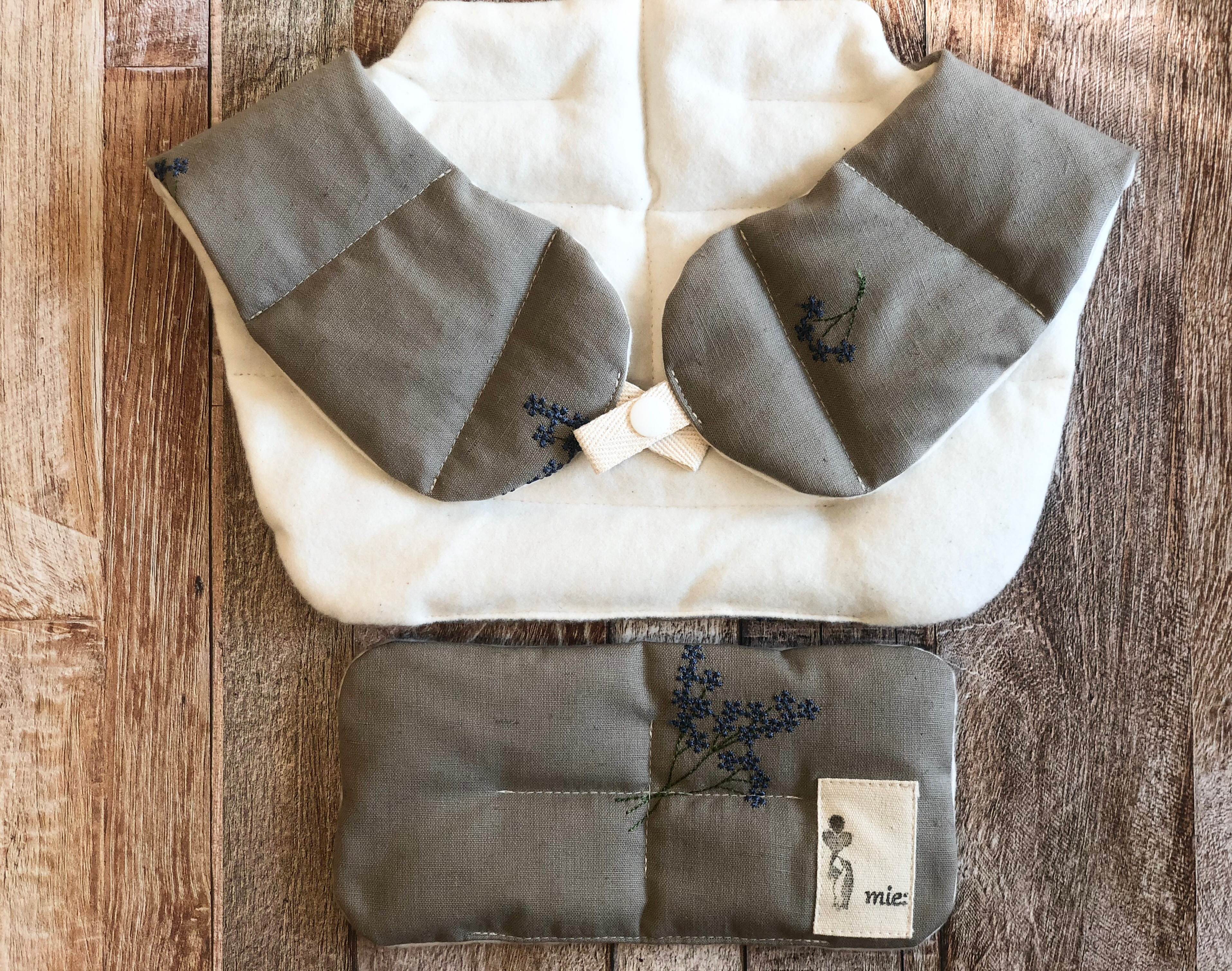 ★送料無料★整体師が作ったこだわりの小豆カイロSET（刺繍・小さい花）