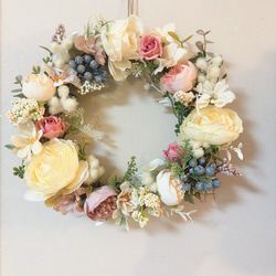 ホワイトミモザとラナンキュラスのリース 初春リース 初春 春 ミモザの