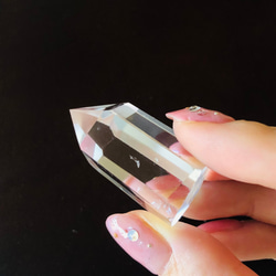 ハーキマーダイヤモンド原石 325g 虹入り ハーキマーダイヤモンド原石 325g 虹入り Amazon.co.jp: 特別な水晶