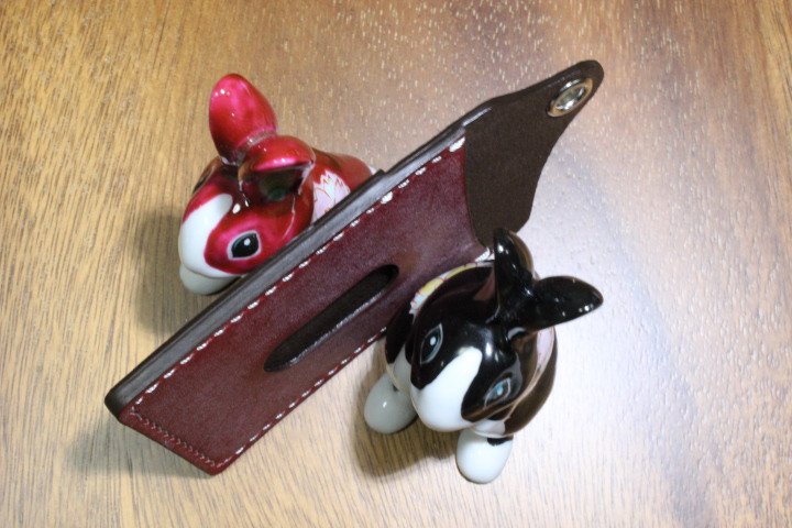 Ｈｅａｒｔ＆Ｄｉａ　手縫い　カラビナチェーン付き単パスケース　ブライドルレザー（レッド）