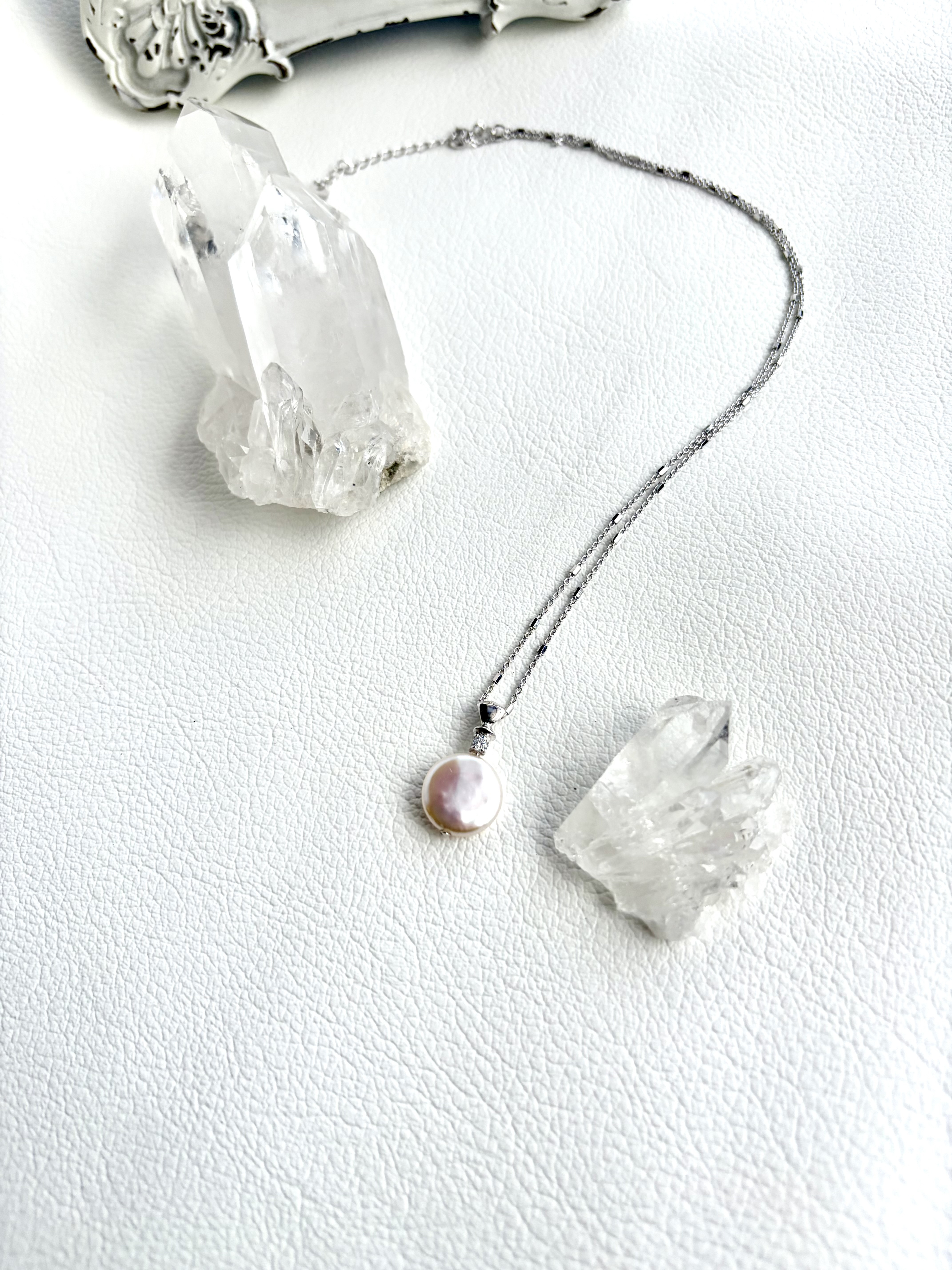 うっとり　コイン　淡水　パール　の　香水瓶　ネックレス　大人　可愛い　プレゼント　ご褒美　卒業式　入学式　大人コーデ