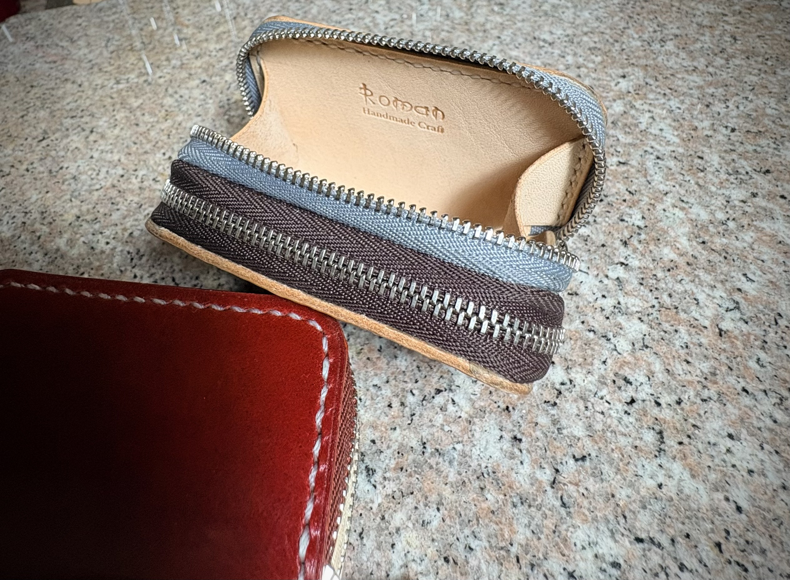 コインケース（ダブルファスナータイプ）