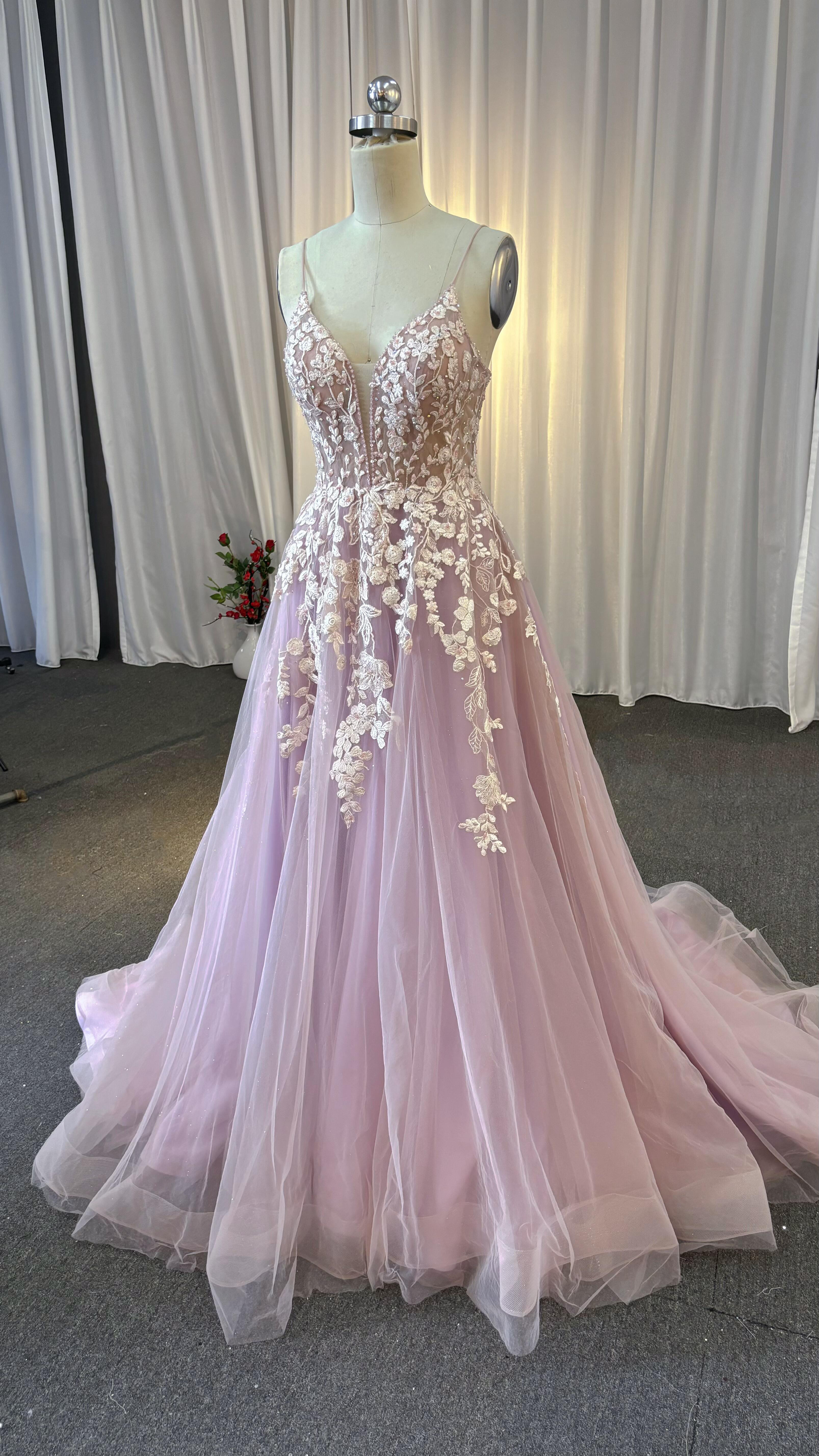 最新品位　ピンクパープル　チュール　短いトレーン　リーフ刺繍花柄　フラワー　スレンダライン　痩せて見える　パーティードレ