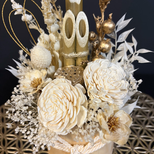 SALE【ミニ門松】ゴールドと白の大人可愛いお正月飾り しめ縄