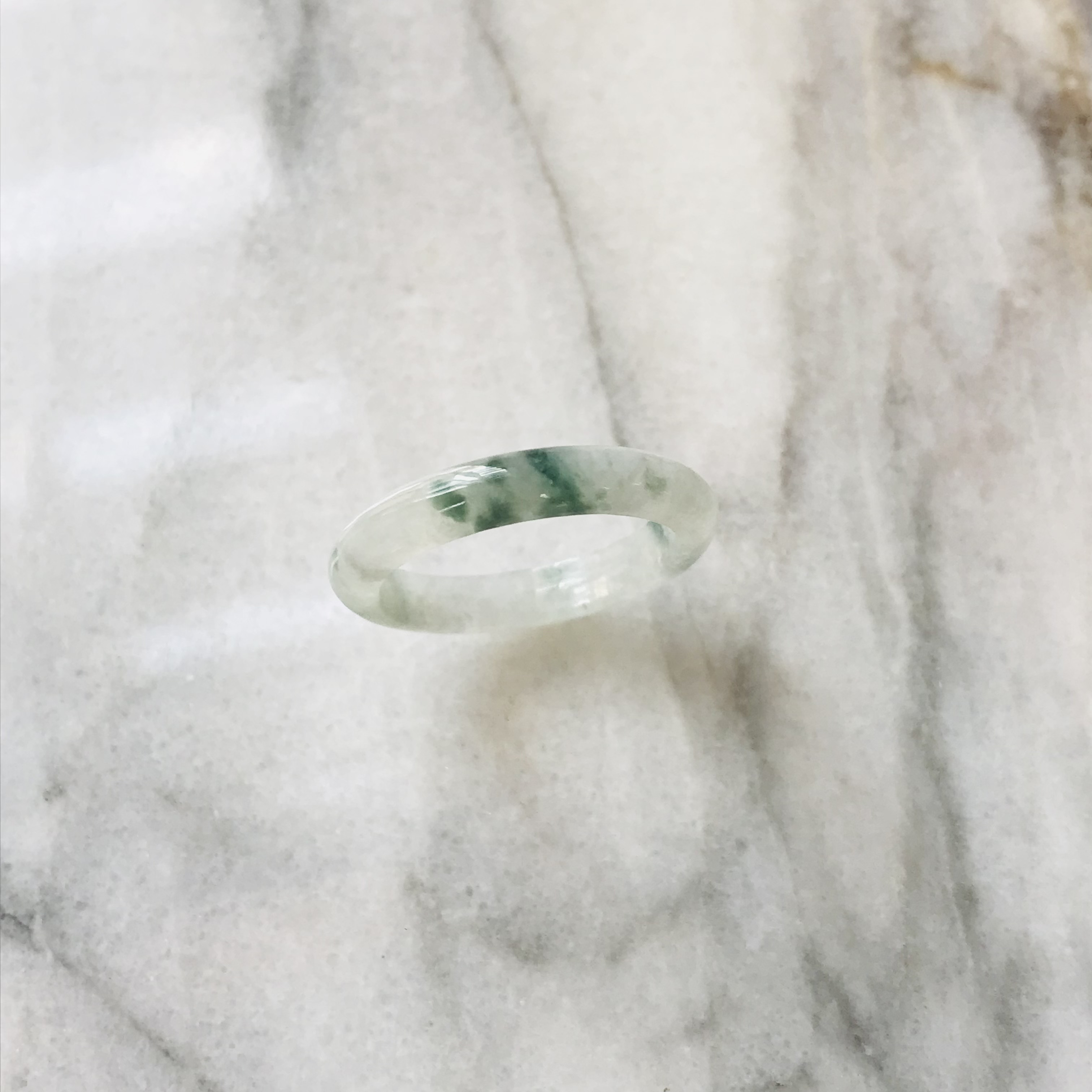 [R58-0028］ ジェイド　JADE ヒスイ　本翡翠　くりぬき　リング　天然石　ミャンマー産　14号　指輪 9,240円