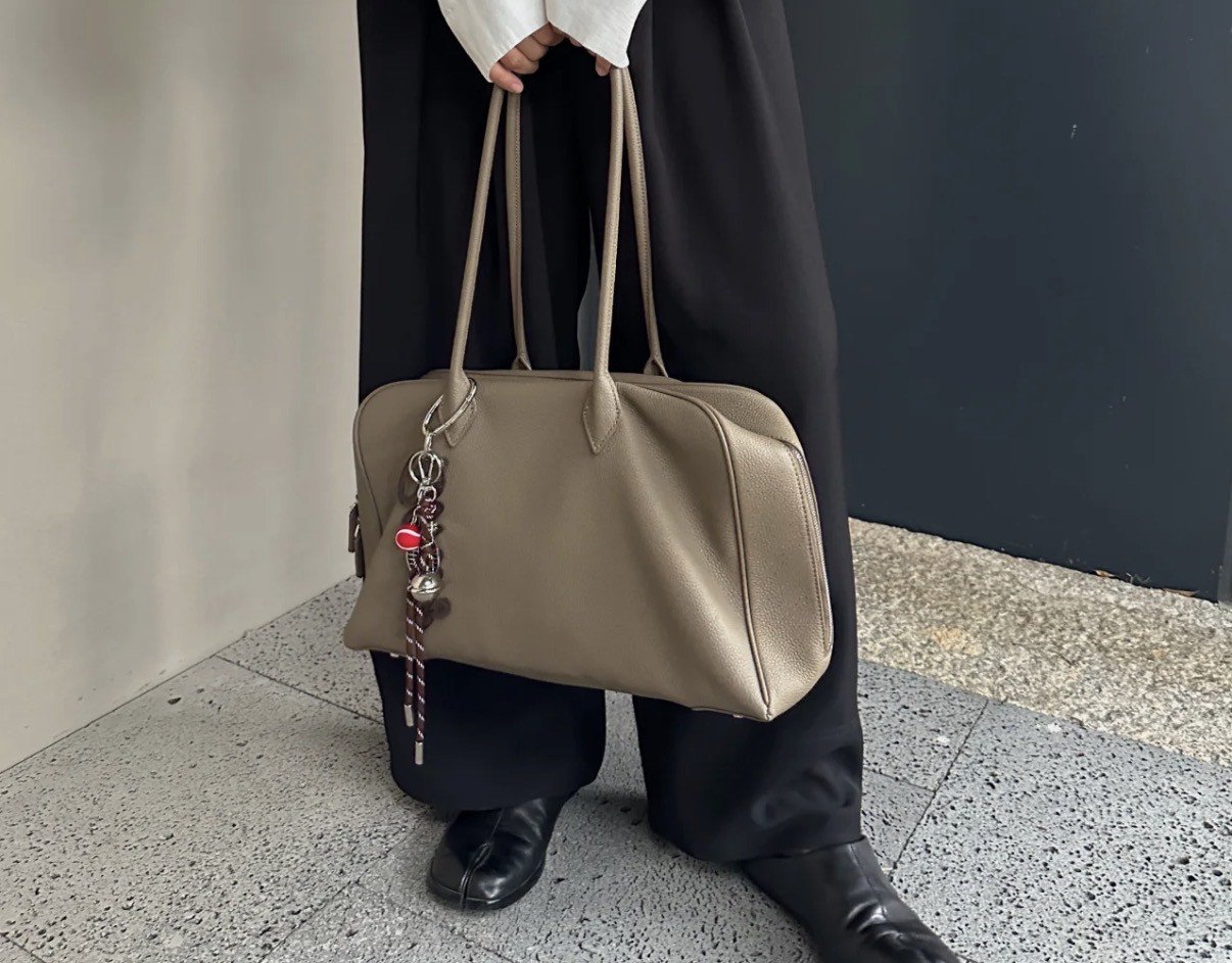 本革トートバッグ グレージュ(大きい)｜肩掛けOK｜PC収納｜シンプル｜大容量 40×24×13｜