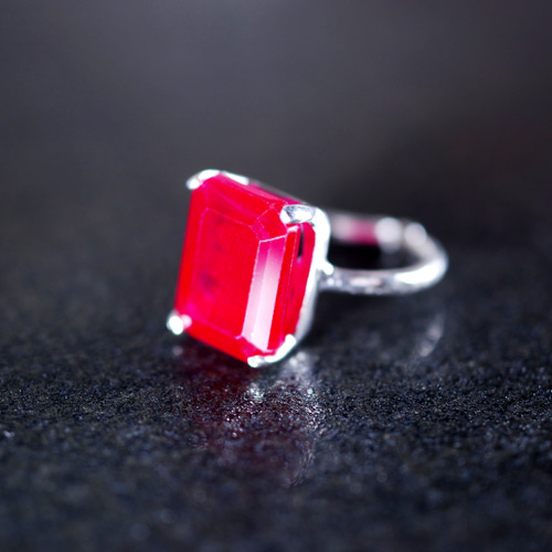 天然ルビー　オーバル型リングと水晶リング New ☆ 新作☆『ルビー』☆の世界でひとつの天然石リングsilver925