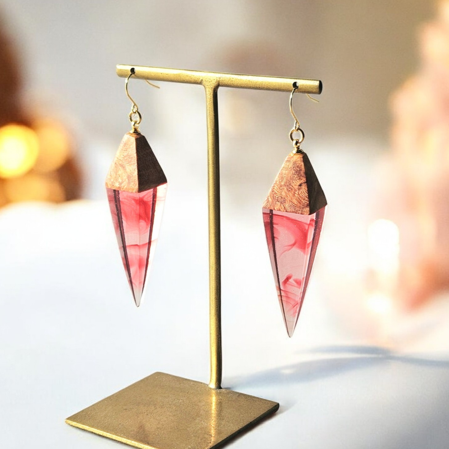 〜大人の赤、解禁。〜【花梨瘤】ウッドレジンピアス/イヤリング