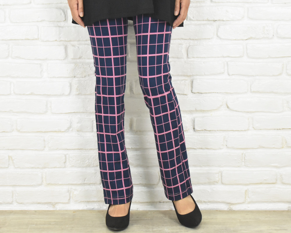 極上の穿き心地！ブロックチェック柄のストレートストレッチロングパンツ　ネイビー×ピンク　大きいサイズあり
