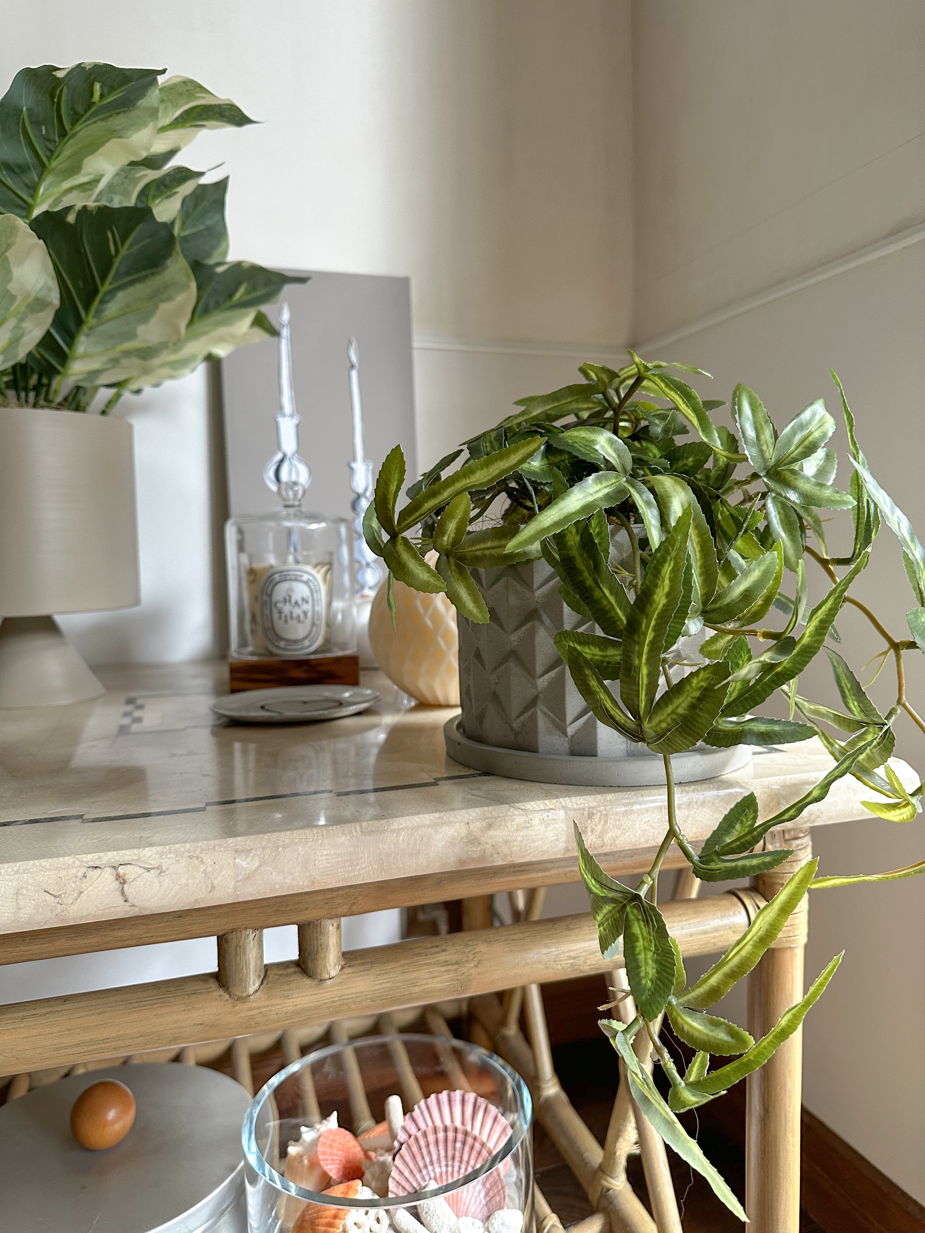 フェイクグリーン プテリス（ジオメトリックグレーポット）／置くだけインテリアグリーン