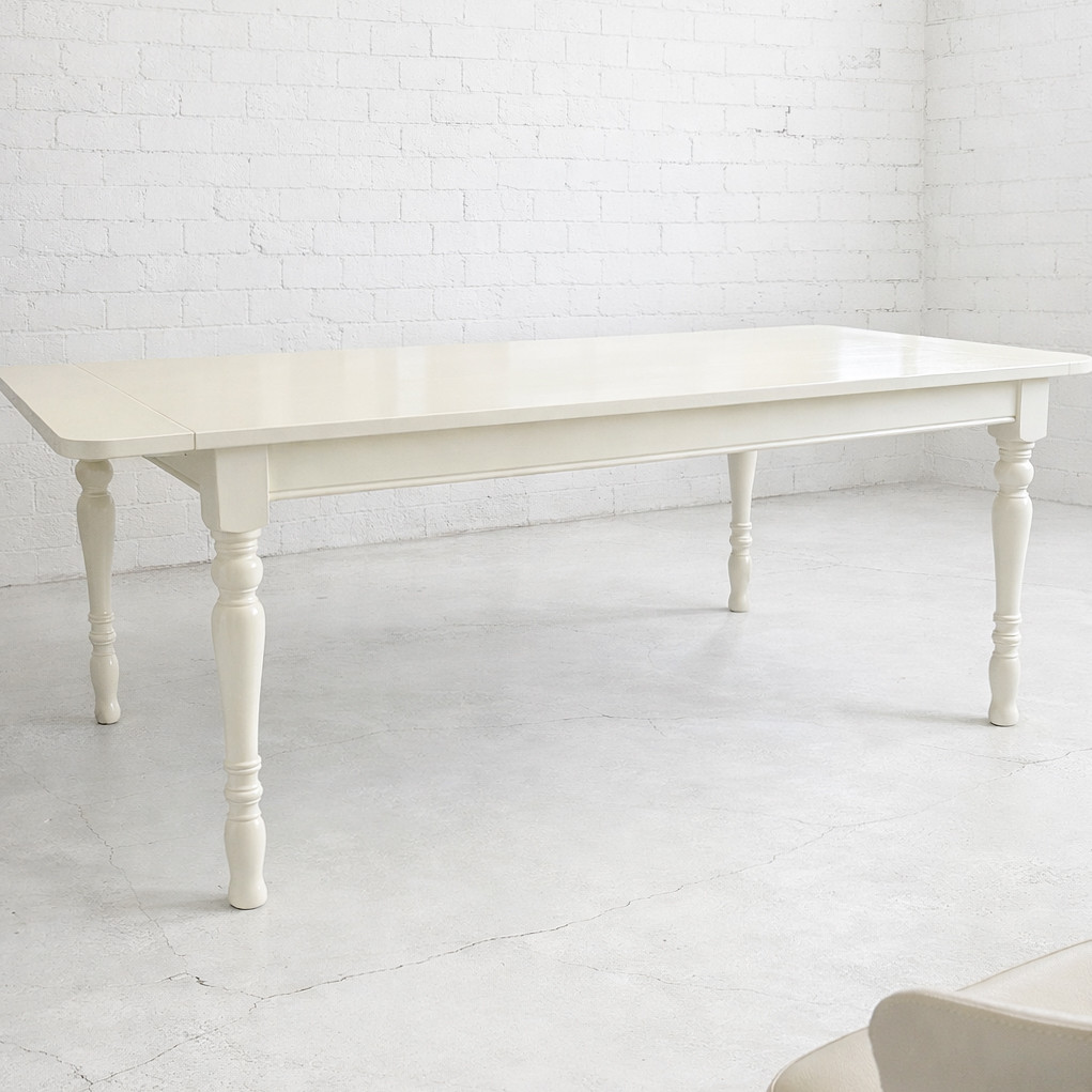 伸長式ダイニングテーブル エクステンションテーブル アイボリー色 slender 輸入住宅向けターンドレッグテーブル