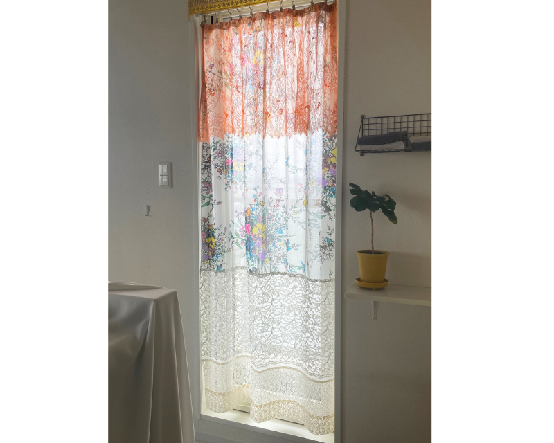 170×90 コットン＆レース 間仕切りカーテン ロング カフェカーテン 目隠し キッチン パッとおしゃれで華やか空間に