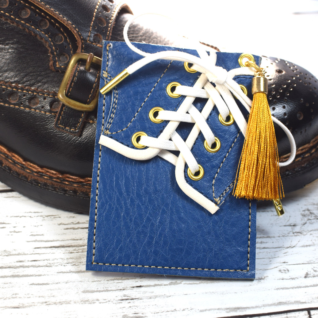 【靴職人が作る】外羽根短靴をモチーフにしたレザーカードケース【本革製】