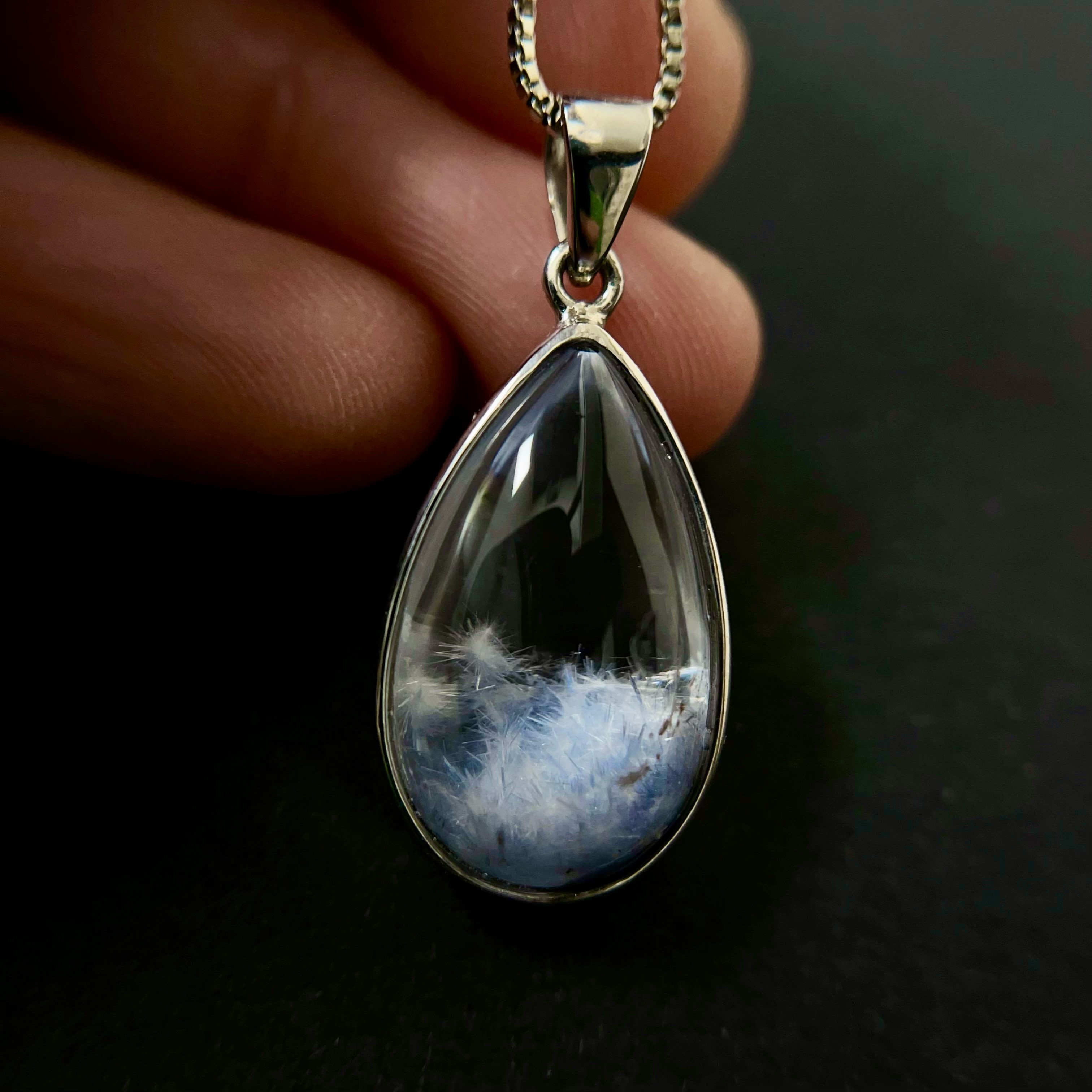 天然無処理　 ふわふわ　デュモルチェライト ペンダント　No664