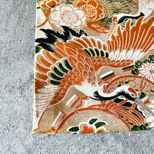 帯のテーブルランナー ヴィンテージ 花々と鶴 撥水加工 長さ調節