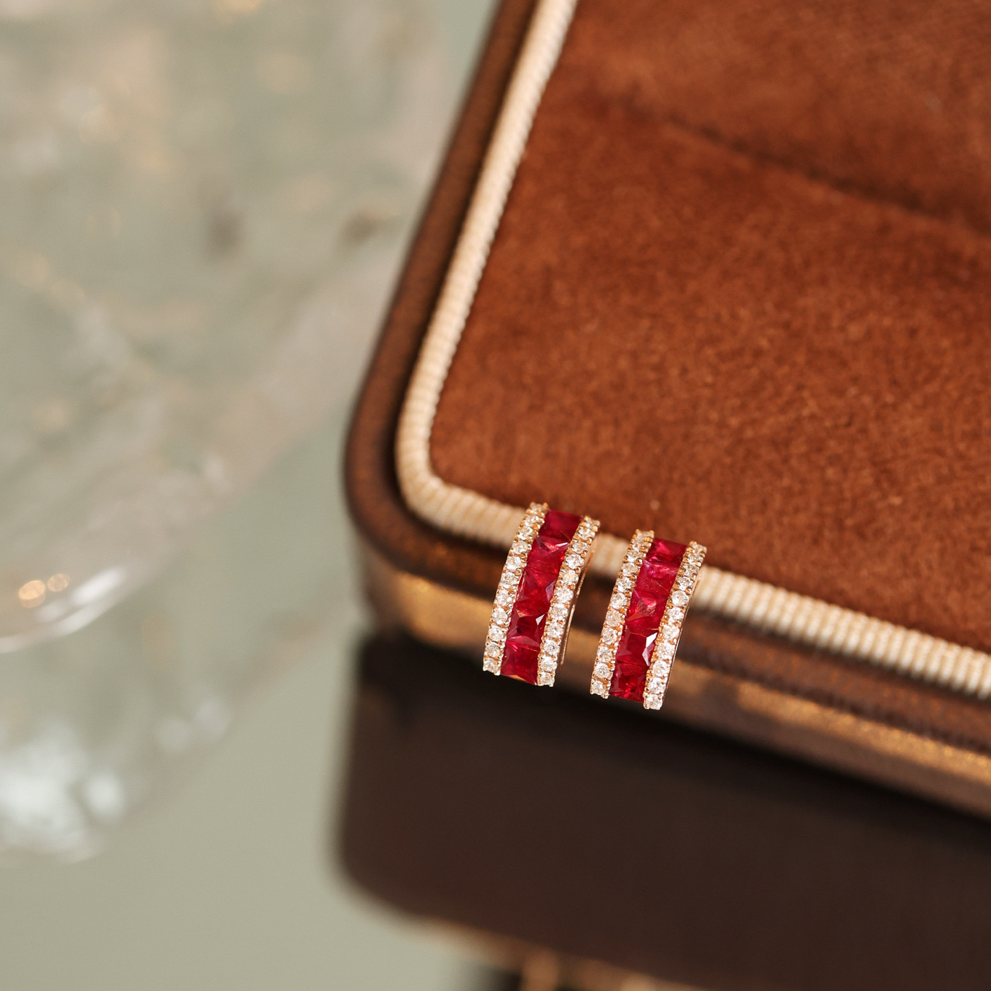 天然ダイヤモンド付きルビーピアスk18 5901