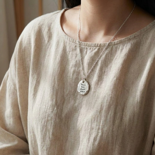 This too shall pass】シルバー925 メッセージネックレス 刻印 「これ