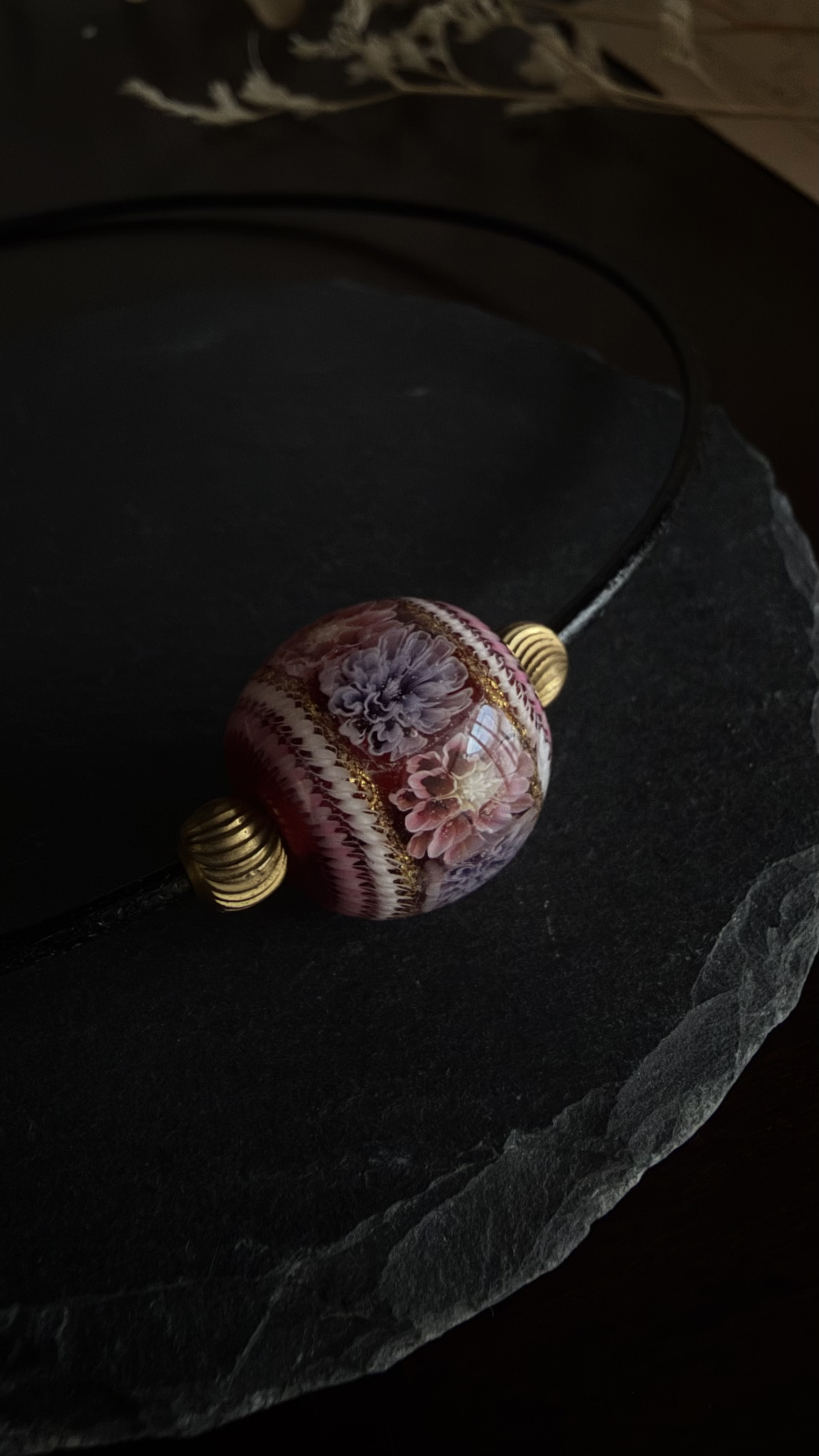 "ガラスのレース"チューカー