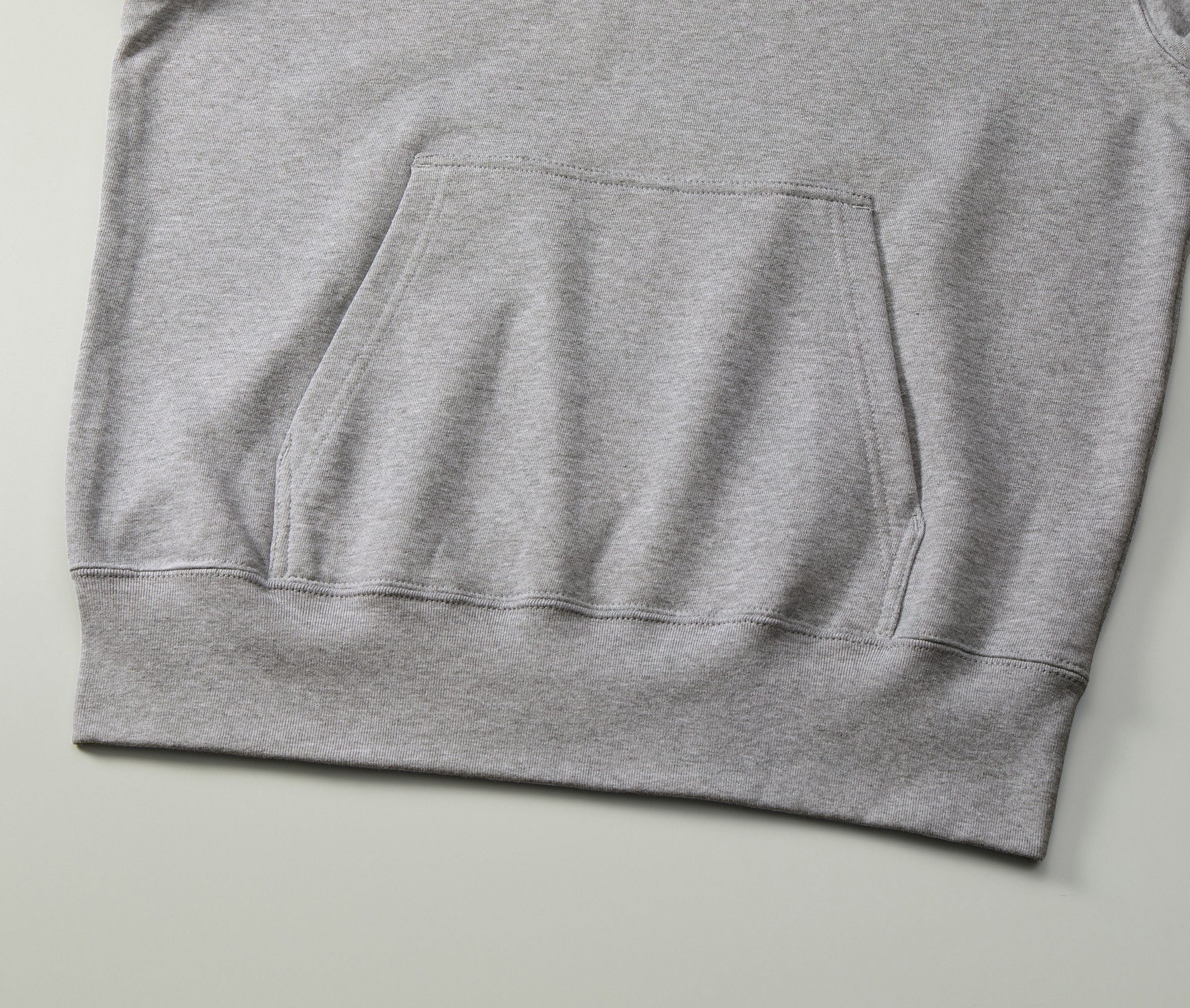 猫の鼻ちょん刺繍入りオリジナルパーカー