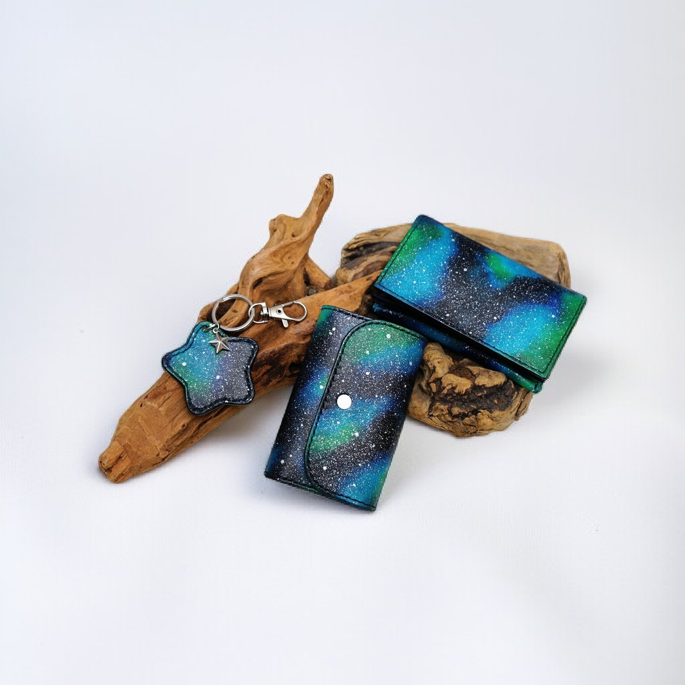 「Creema限定新春福袋〈竹〉」星のカケラ舞う銀河シリーズ3点　キーケース カードケース 名刺入れ キーホルダー 銀河