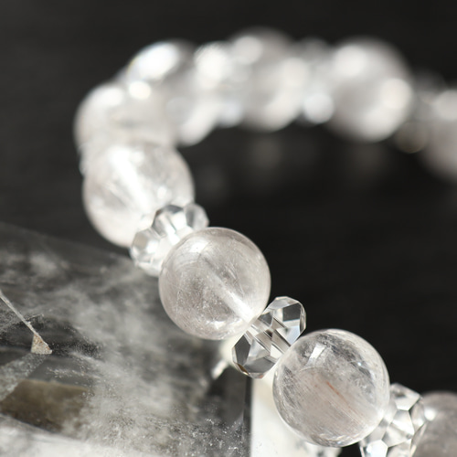 【シルバールチルクォーツ52㎜ ラビットヘア】 楽天市場】ラビットヘアルチルクォーツAAA 石径約14.3-14.8mm 約62.9g