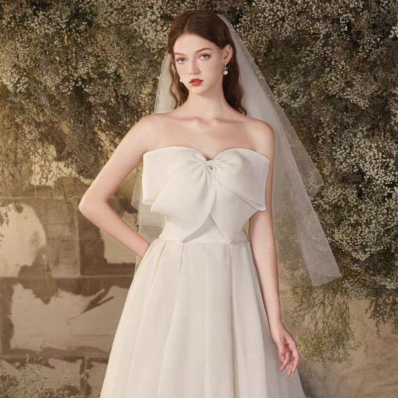 ウェディングドレス 白黒 リボン ノースリーブ シンプル 結婚式 花嫁 パーティー 演奏会 前撮り お呼ばれ AK509