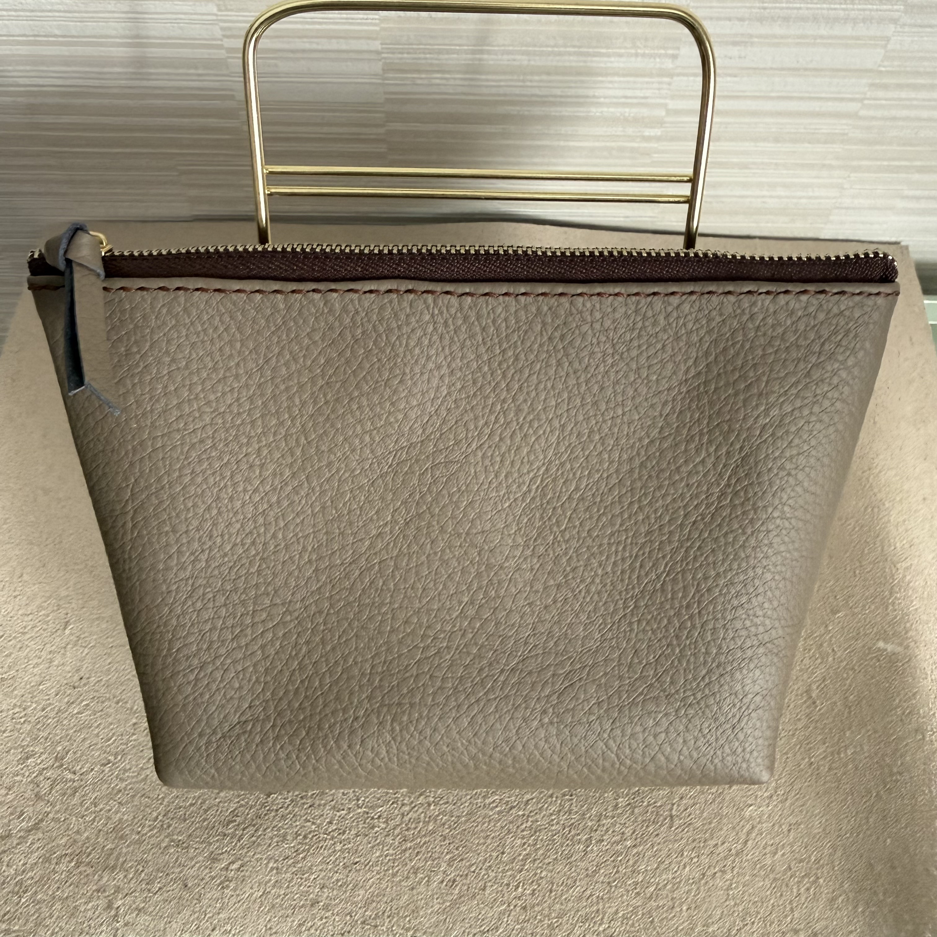 本革レザーポーチ 牛革【手縫い・ハンドメイド品】MP13