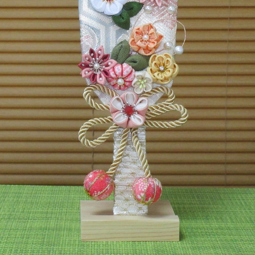 NO-232 羽子板 スタンド付き ちりめん細工 ひな祭り お祝 初節句 佐賀