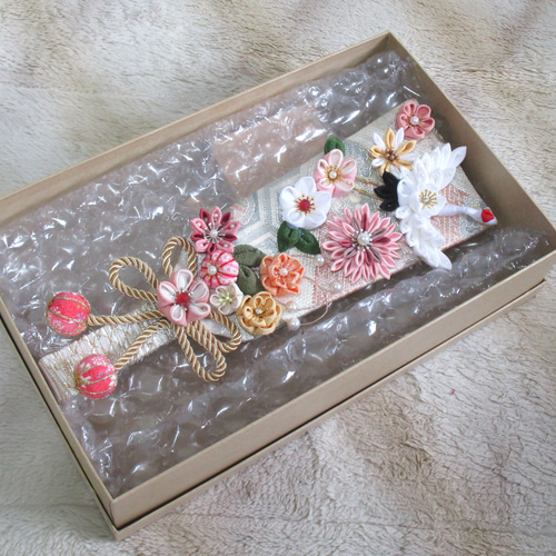 NO-232 羽子板 スタンド付き ちりめん細工 ひな祭り お祝 初節句 佐賀