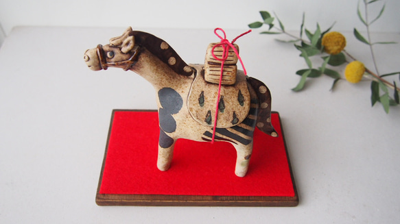 2026年 干支 午 馬 オブジェ 俵を乗せる B その他置物 studio claynote