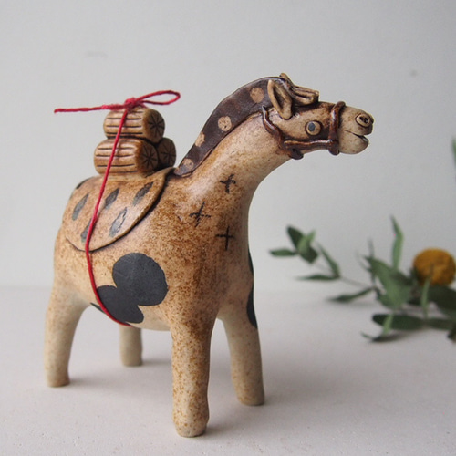 2026年 干支 午 馬 オブジェ 俵を乗せる B その他置物 studio claynote