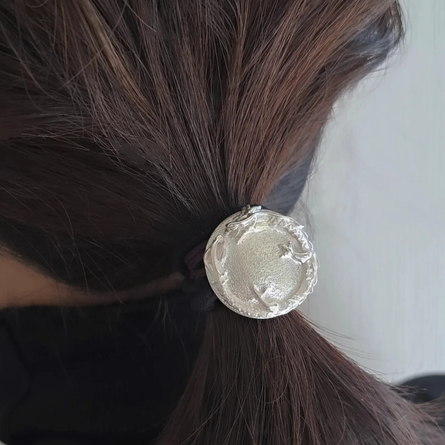 【龍の盾  ドラゴンシールド  ヘアゴム】龍   龍アクセサリー   龍ブレスレット 龍ヘアゴム  龍コンチョ 京都