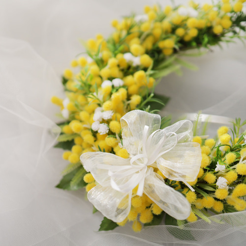 ミモザの馬蹄型フラワーリース＊春色ナチュラル アーティフィシャル