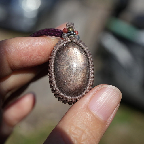 65ct鮮やかに輝くゴールド☆ブラックサファイア マクラメネックレス