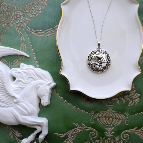 限定数】【セット販売】コフレボックス □ 2026干支 馬 ペガサス