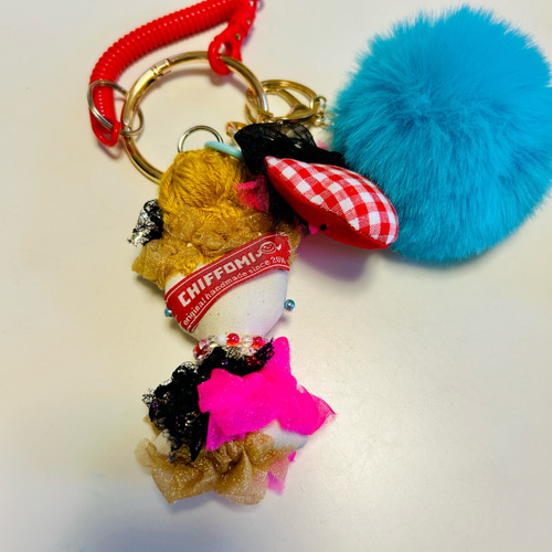 new ♡CHIFFOMI ♡女の子チャーム ♡キーホルダー ♡ドールチャーム