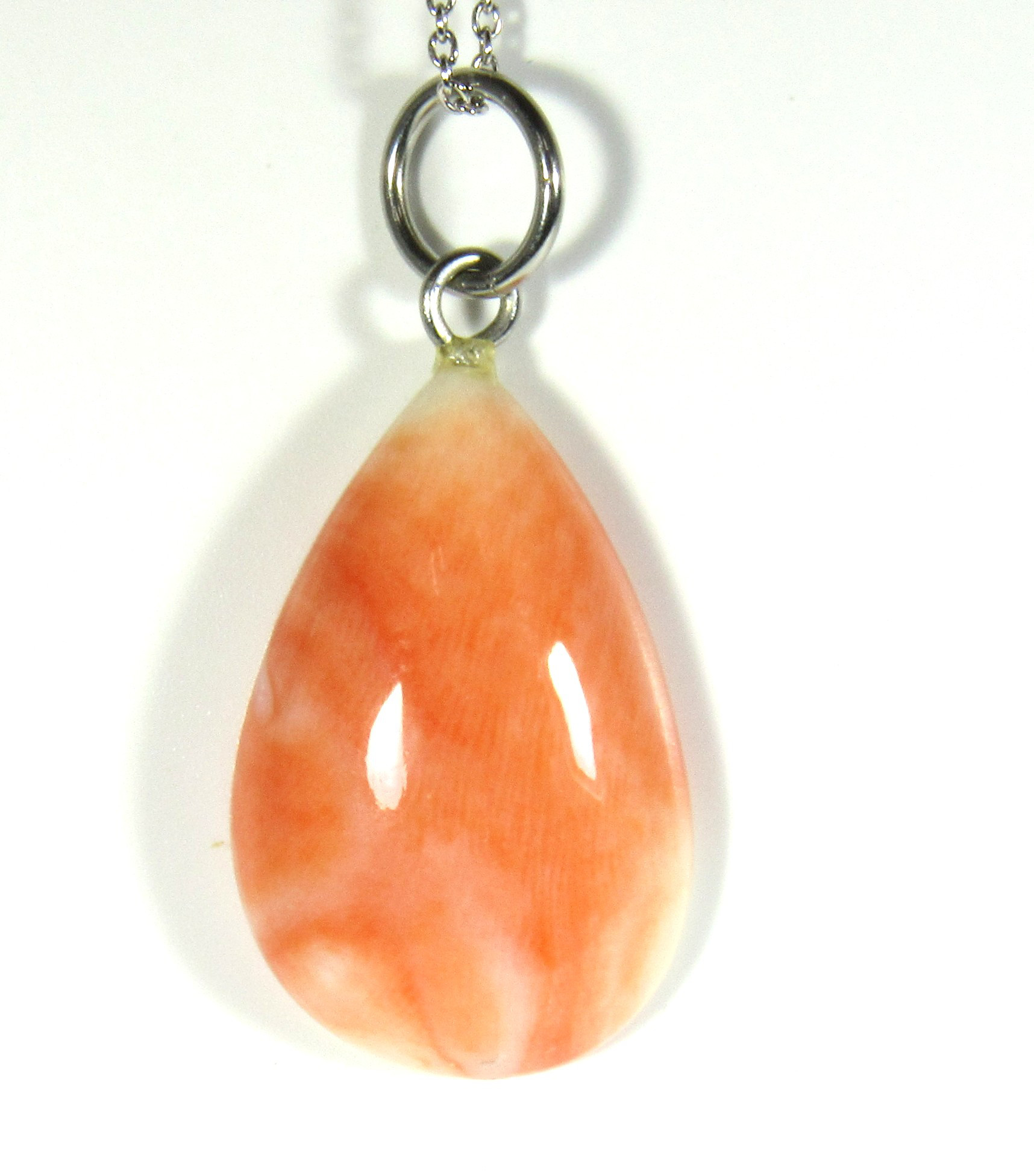 宝石珊瑚　さんご　オオバルペンダント　ネックレス　アクセサリー・ジュエリ－　 IMG－1864